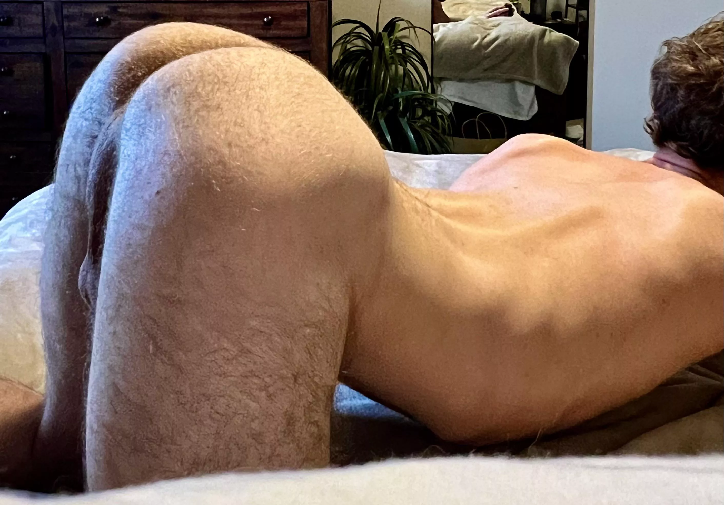 S-Shaped otter bottom