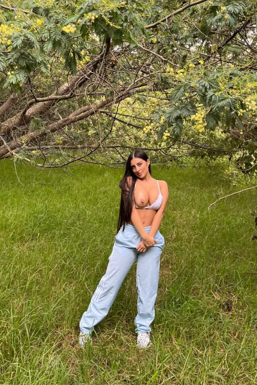 tell me yes and I'll send you my private much hotter pics