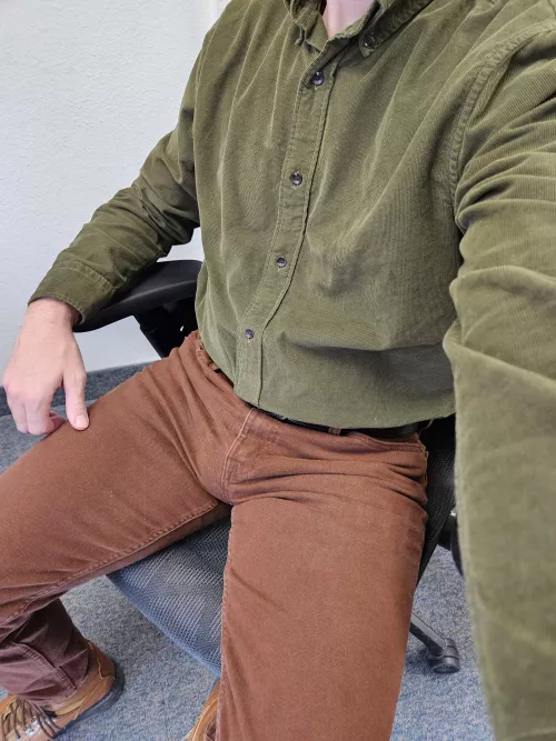 The bulge my co-workers see (40)