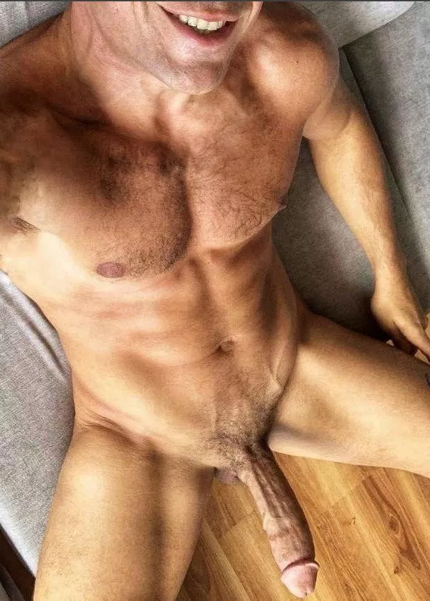 This is what dad does with a weekend alone [35]