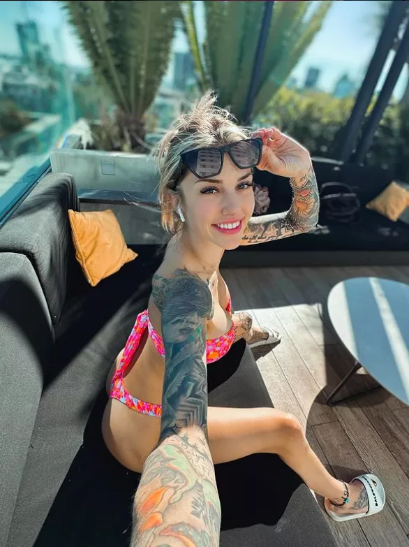 This petite body could be your play thing every night