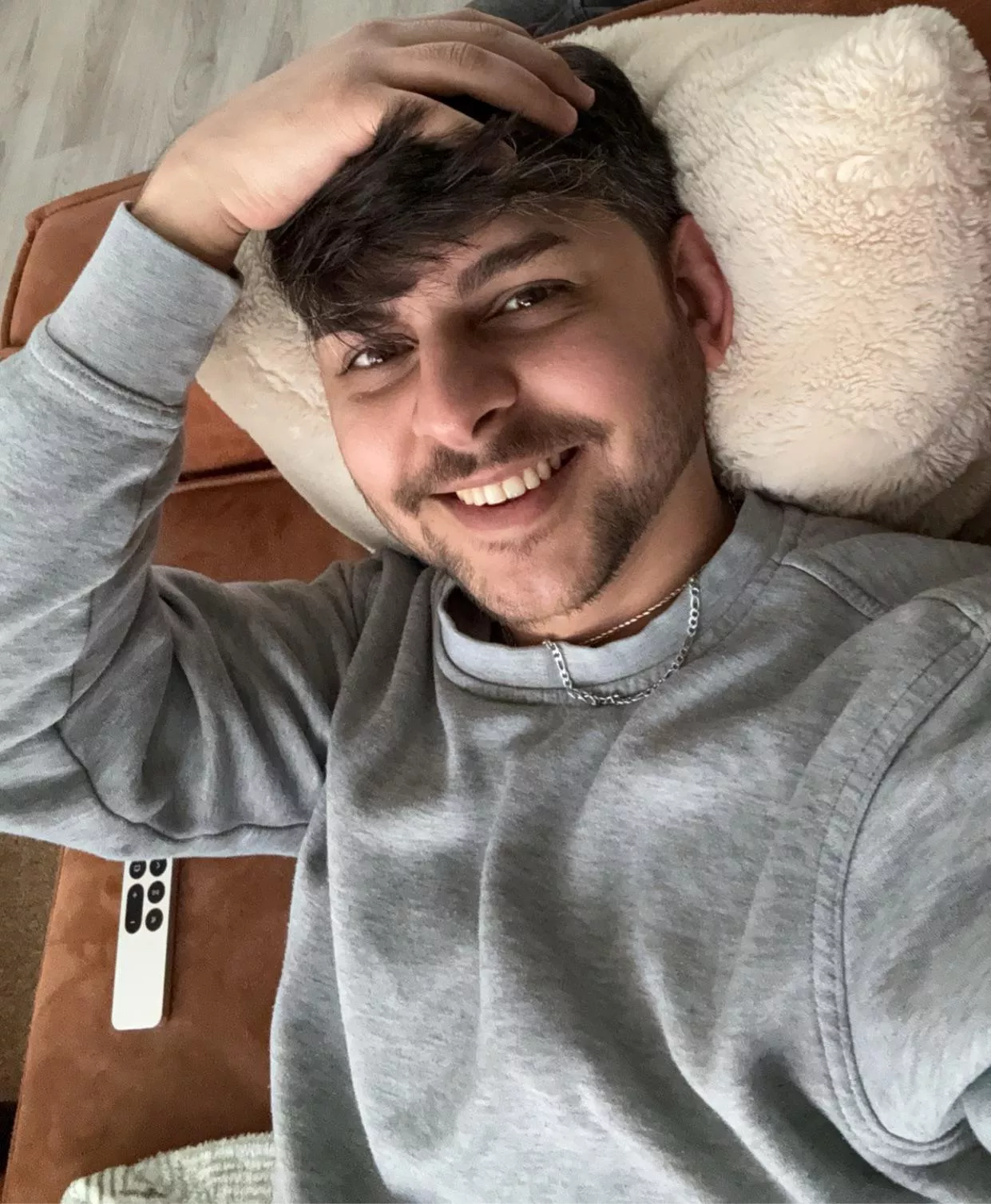 Weekend! Who's up for a chat? 🥳