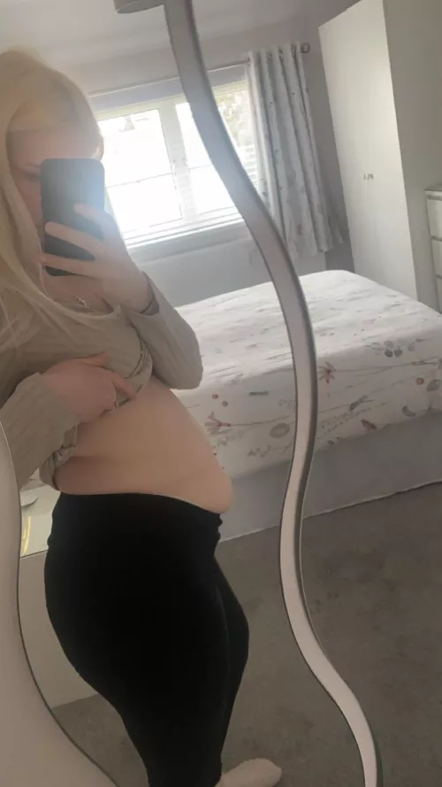 Who’s gonna stuff me 🥵