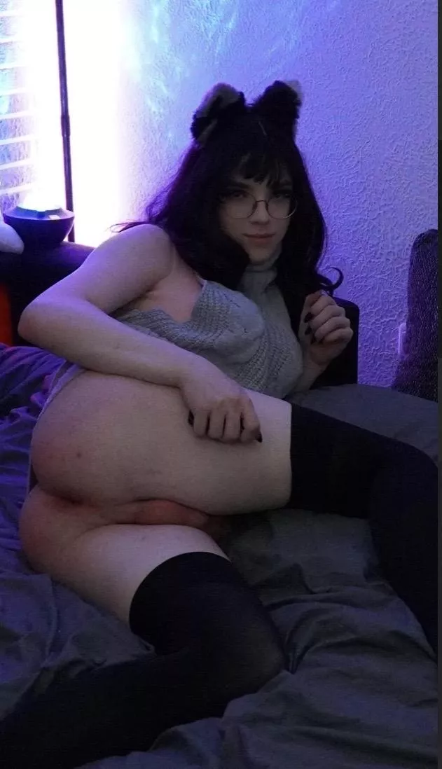 you're free to jerk me off while fucking my ass