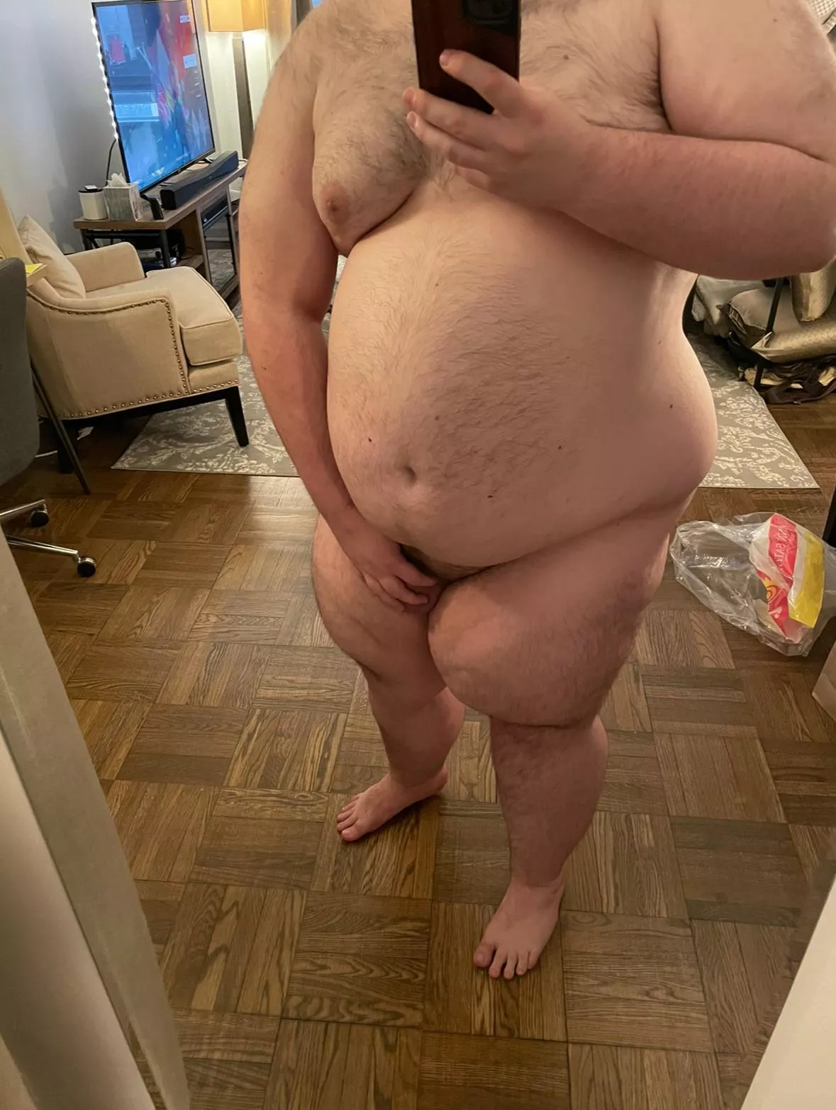 32 - Hairy chub looking for chasers