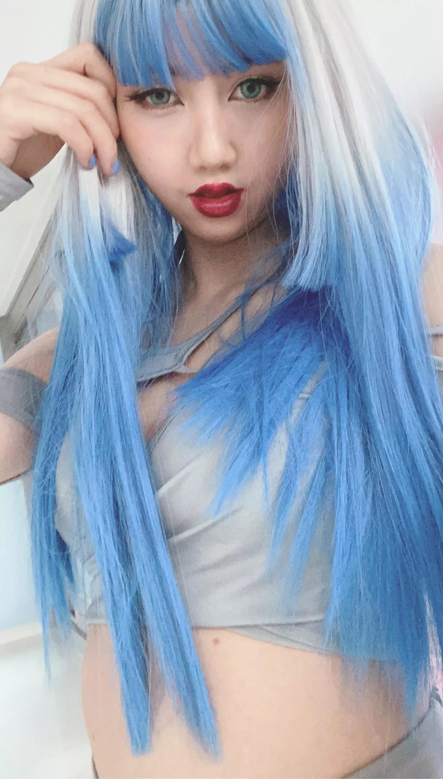 AI am an android with blue hair 🦋