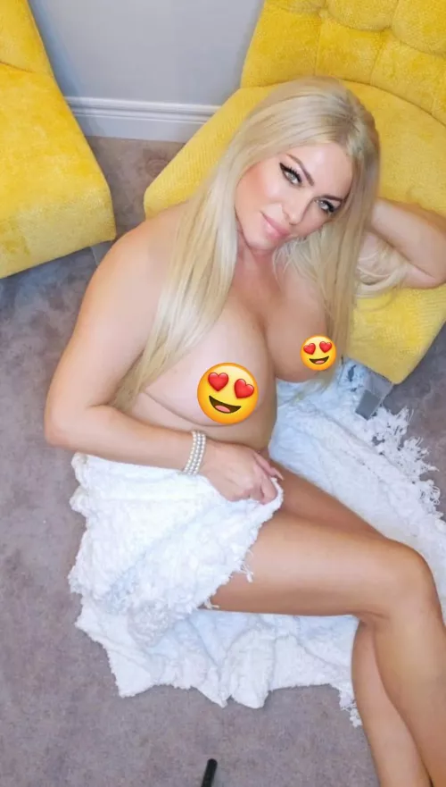All these fat massive cocks have make me want to be used as a human fleshlight