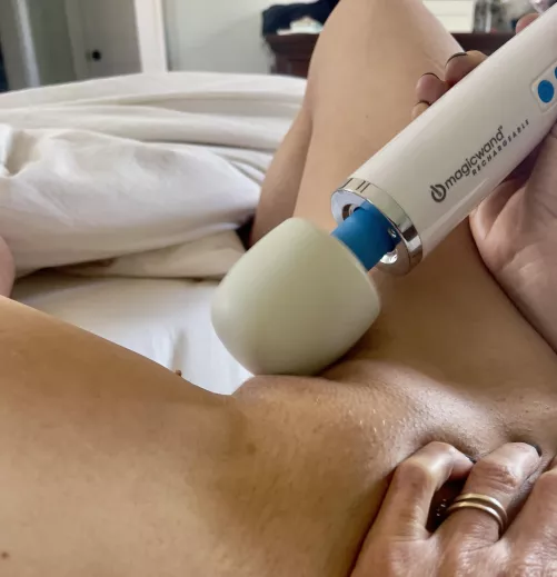 Always start the day right! 💦💦💦 [f]52