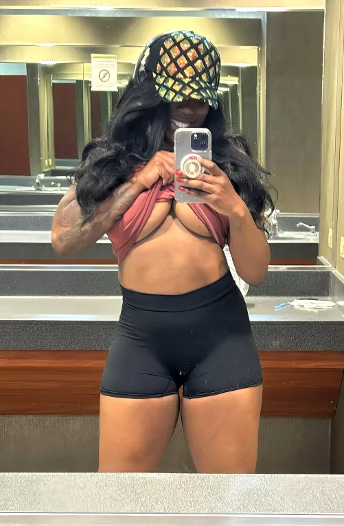 Can I be your gym date? [F]