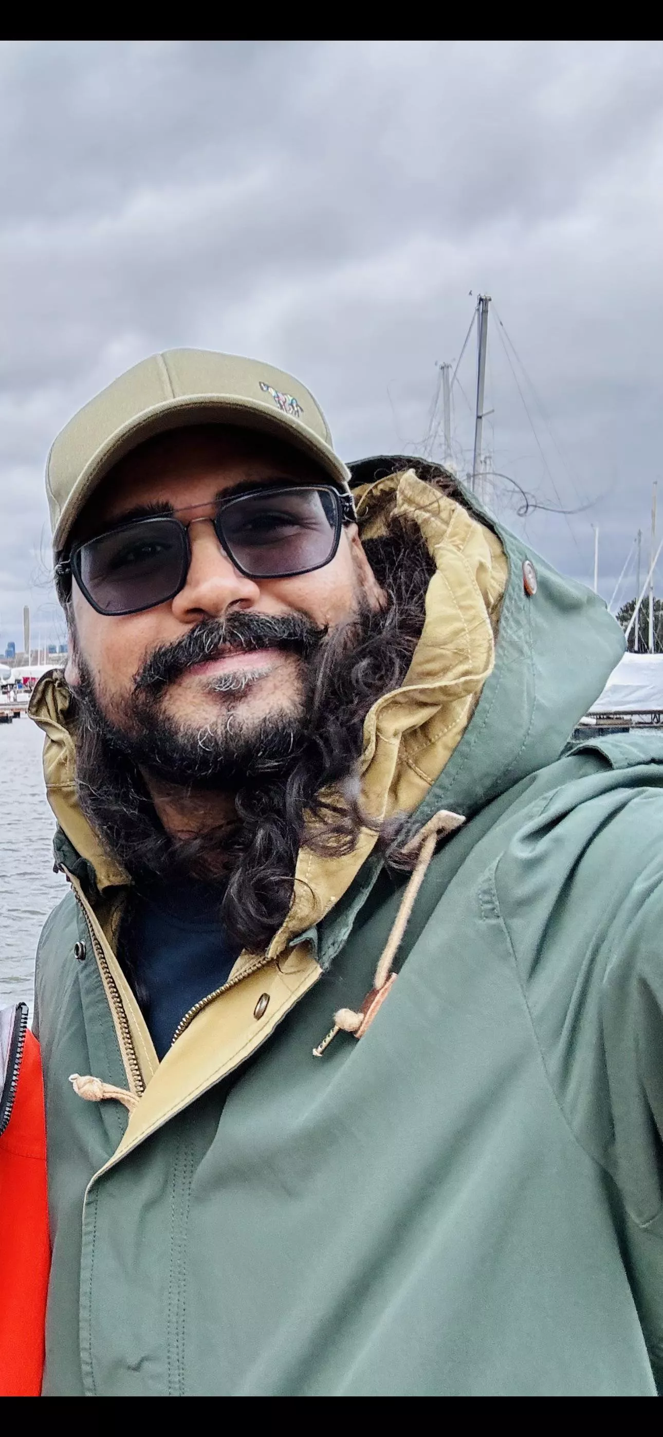 Cloudy day in the city   Cloudy day in the city