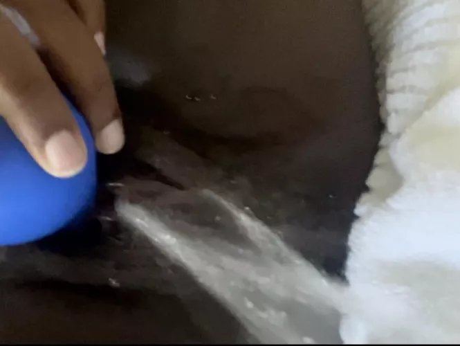 Come have fun with a squirter that love to sext💦💦