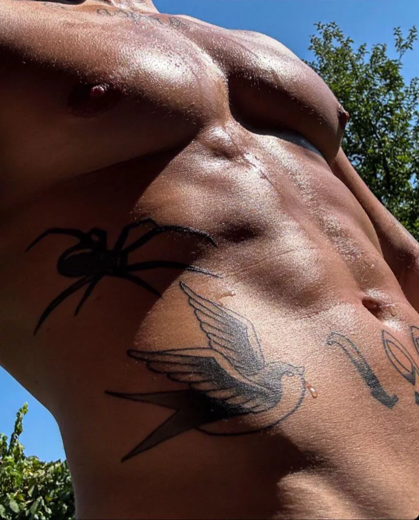 Do you like my tattoos ? 🤔💦