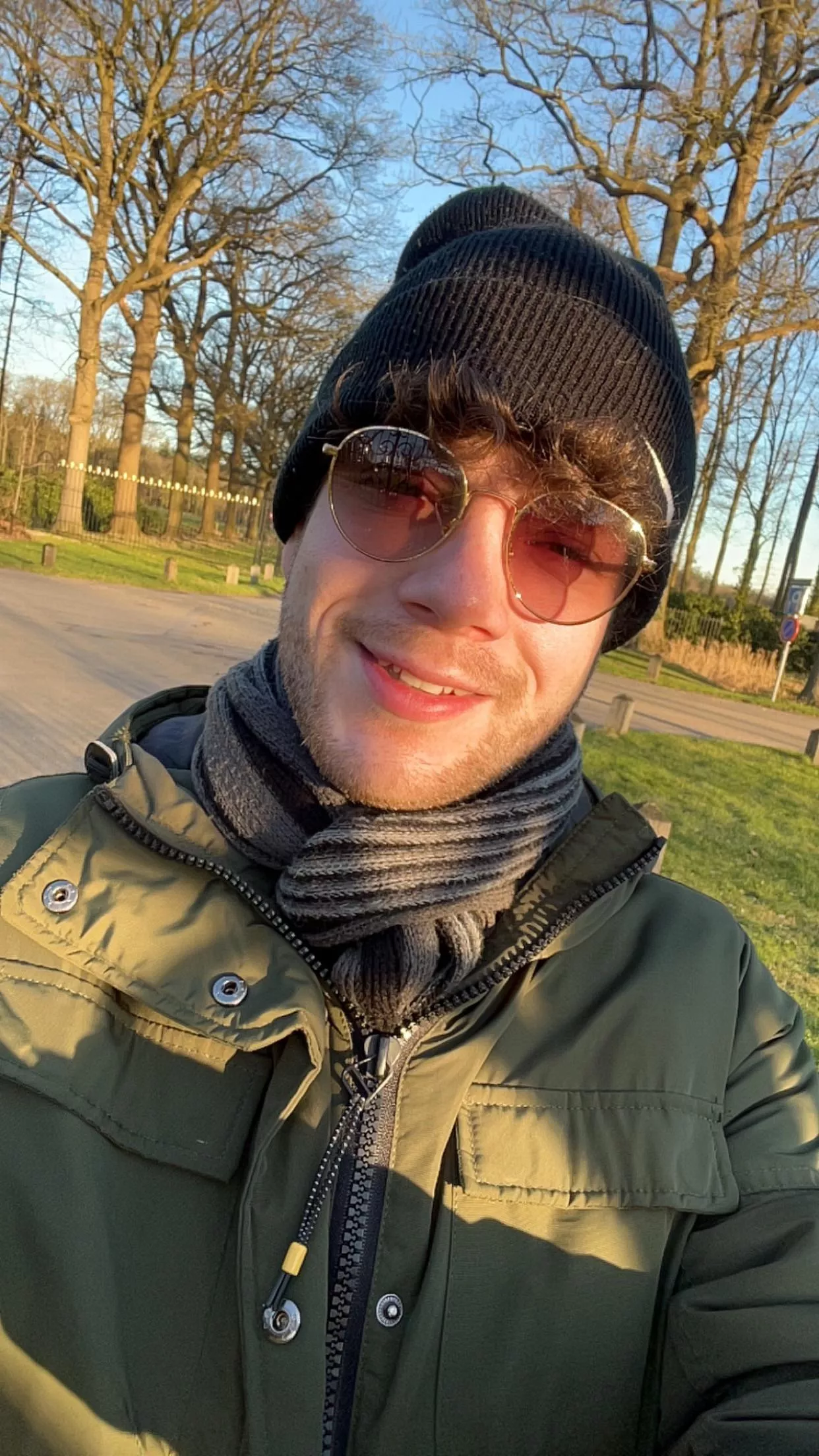 Finally the sun is back! I missed it, we had a long period of rain. How are you doing?