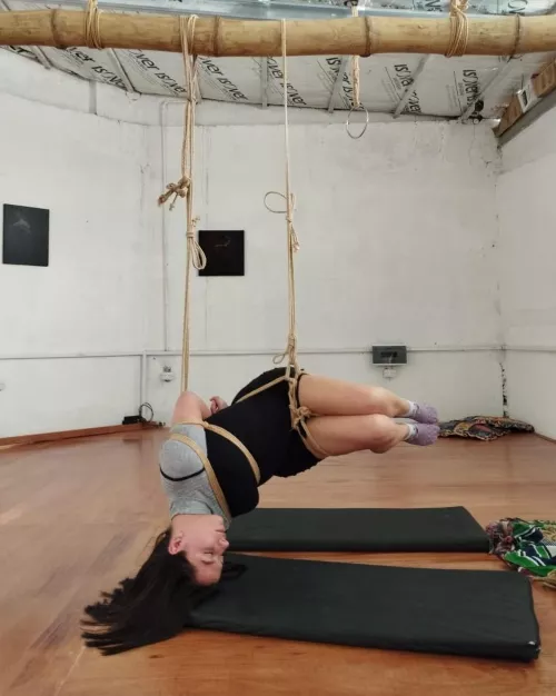 Floating among ropes... my first suspension 