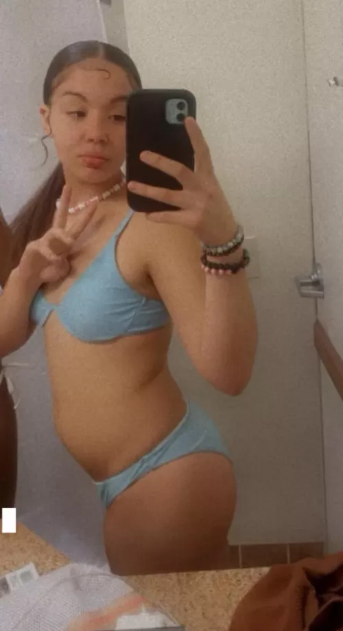 good hot beach day 🏝️💕