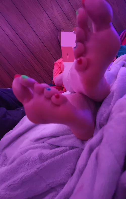Got some feet for you