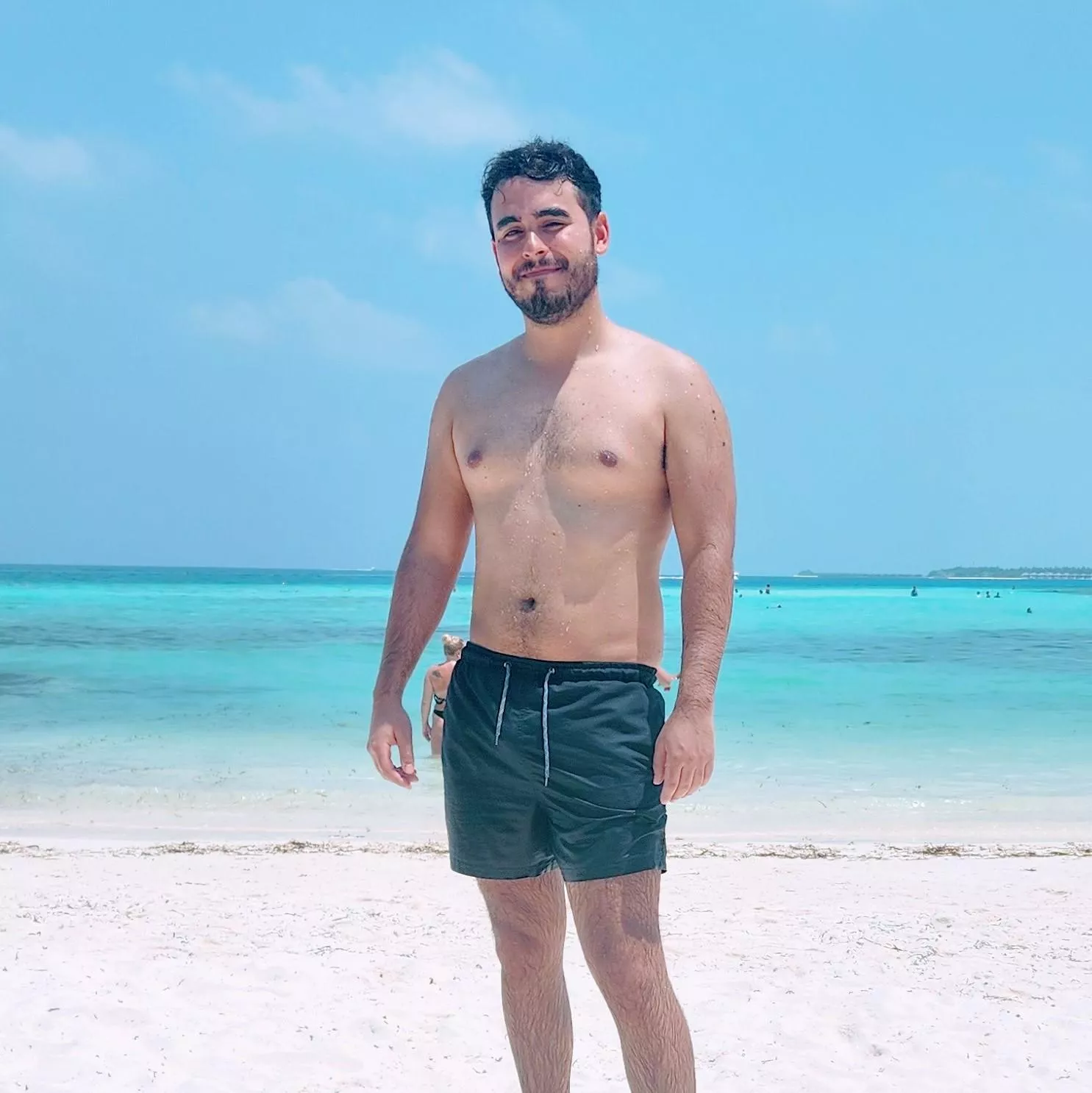 Hey everyone, anyone for a swim 😊 