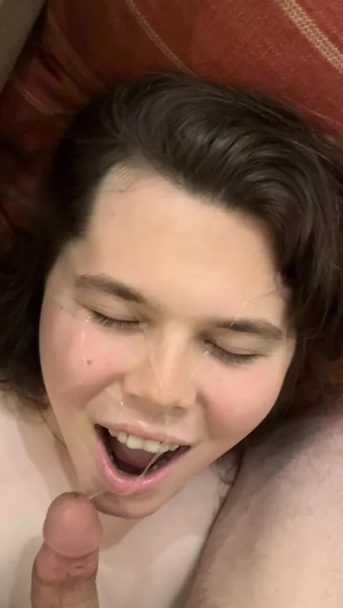 Hmm I need to cover more sluts with my sticky girly goodness!