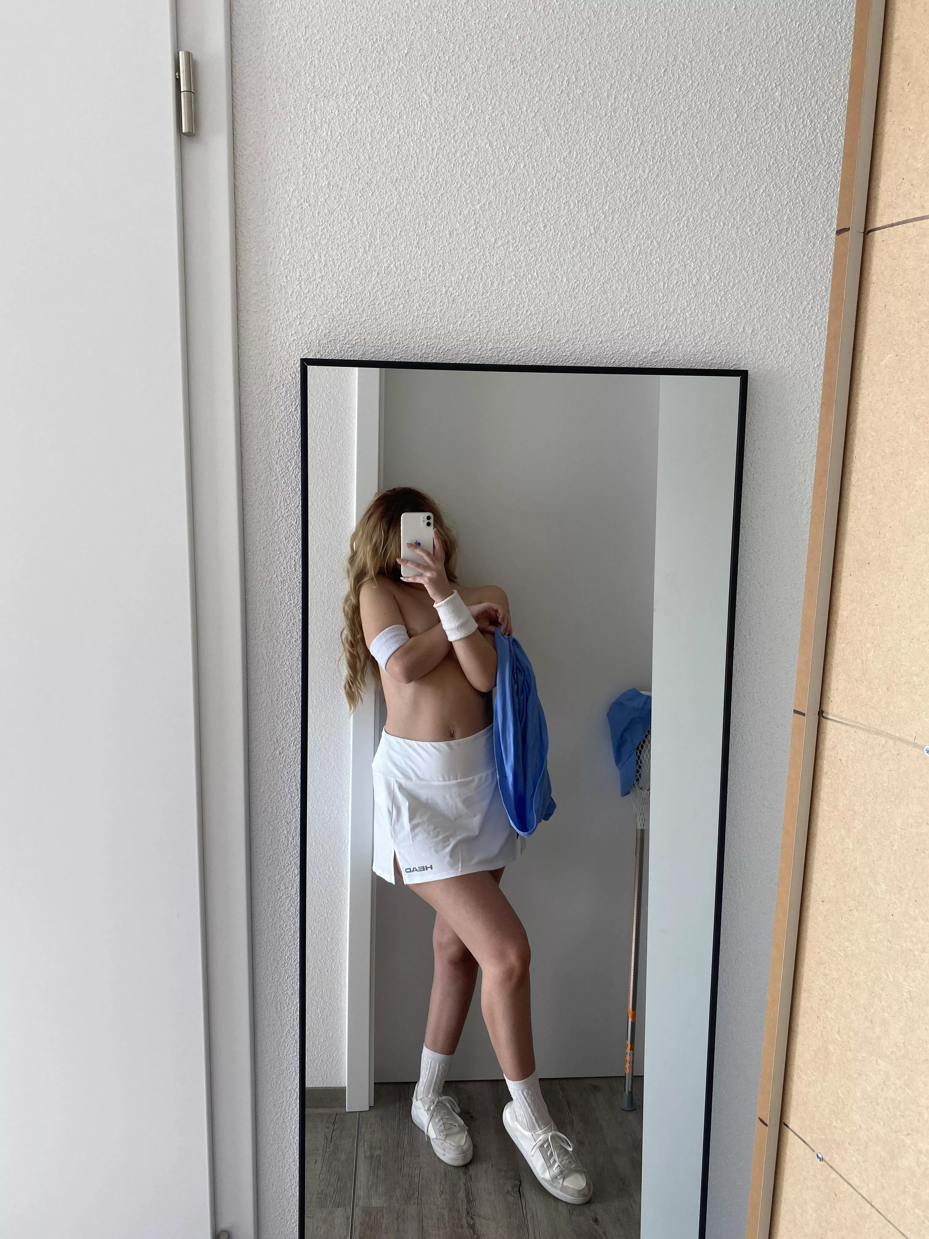 How do I get d pics from older men (2006)