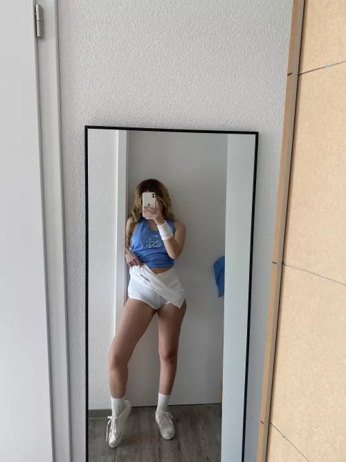 How do I get d pics from older men (2006)