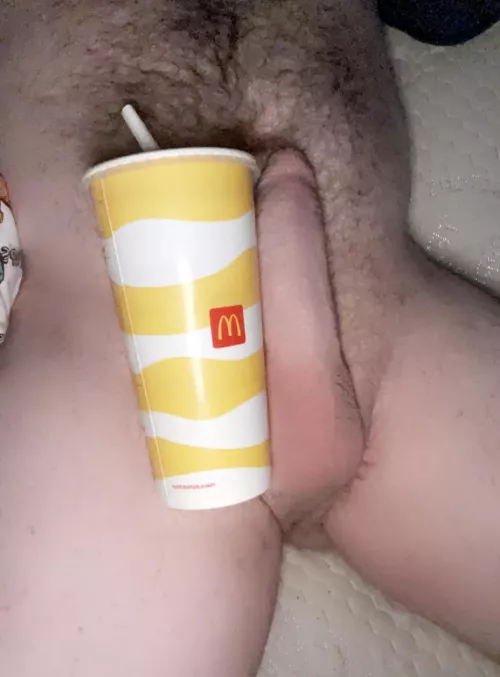 How goods Maccas coke 😝