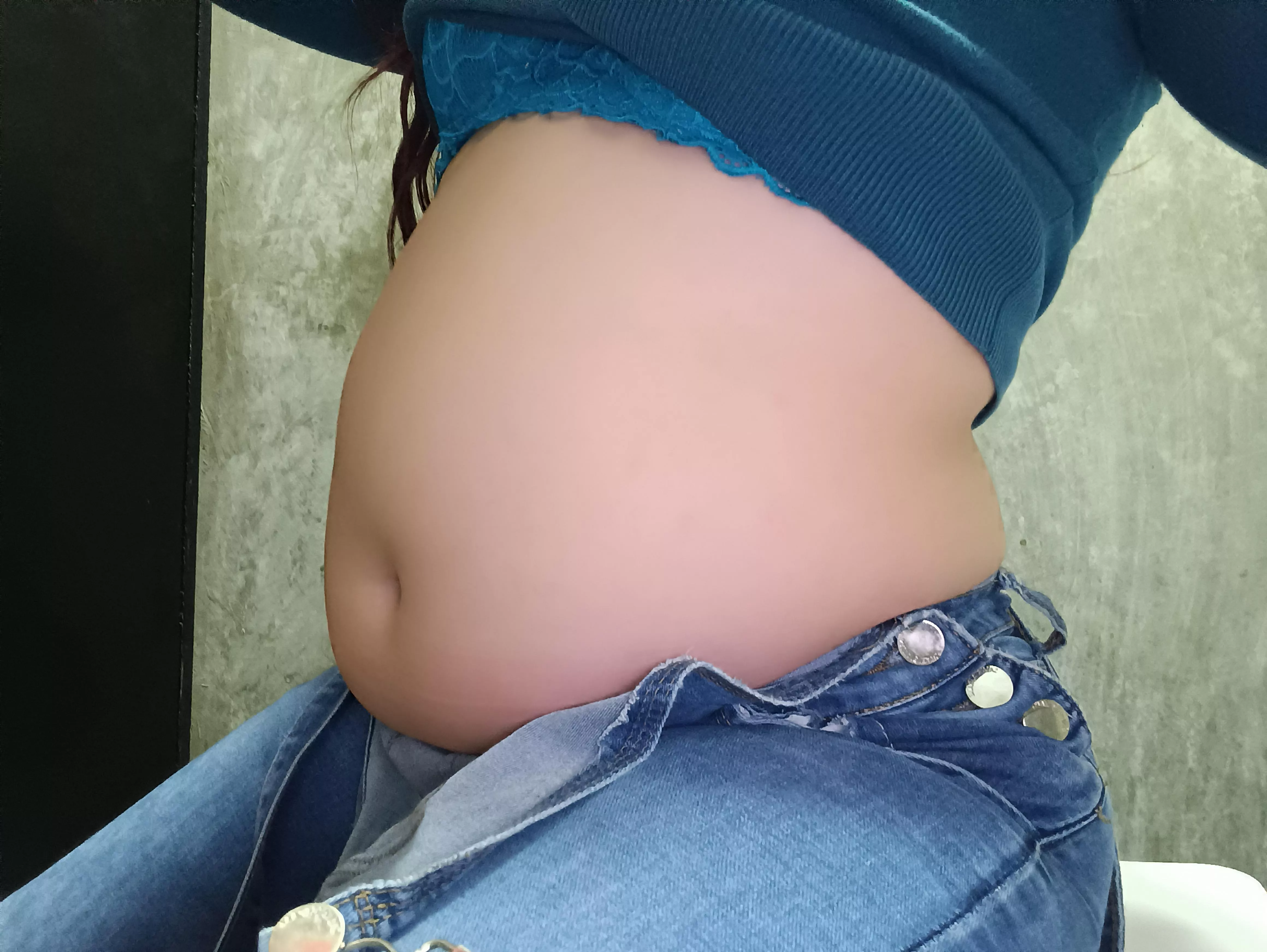 I hope this fat spreads everywhere 🥵😊