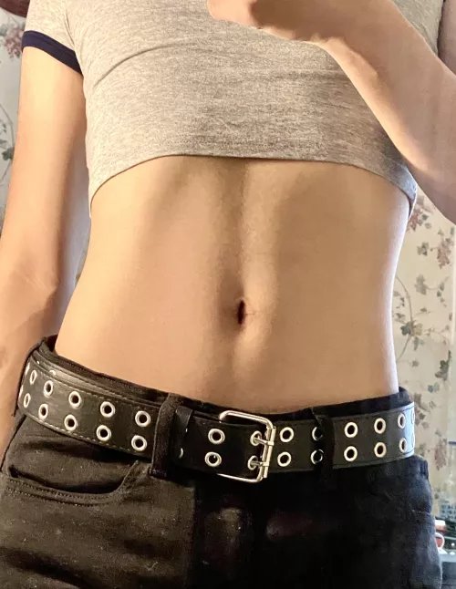 I think boy tummy is cute ☺️ but am shy about mine 🙈