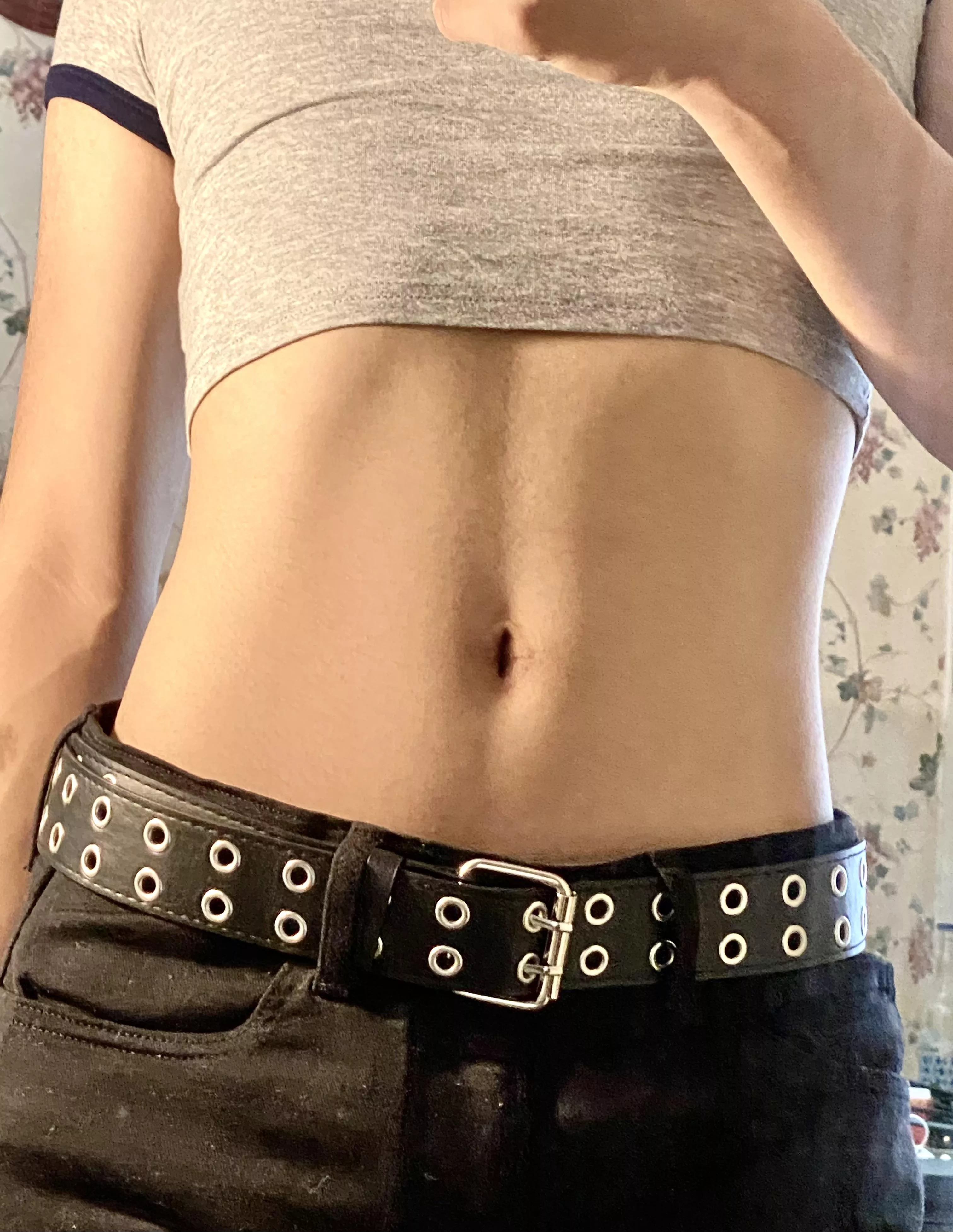 I think boy tummy is cute ☺️ but am shy about mine 🙈