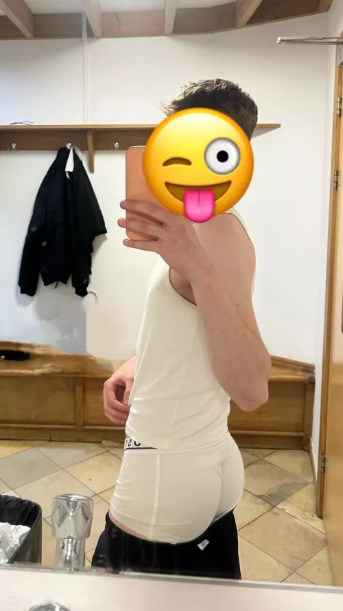 just finished a few squats, join me in the locker room?