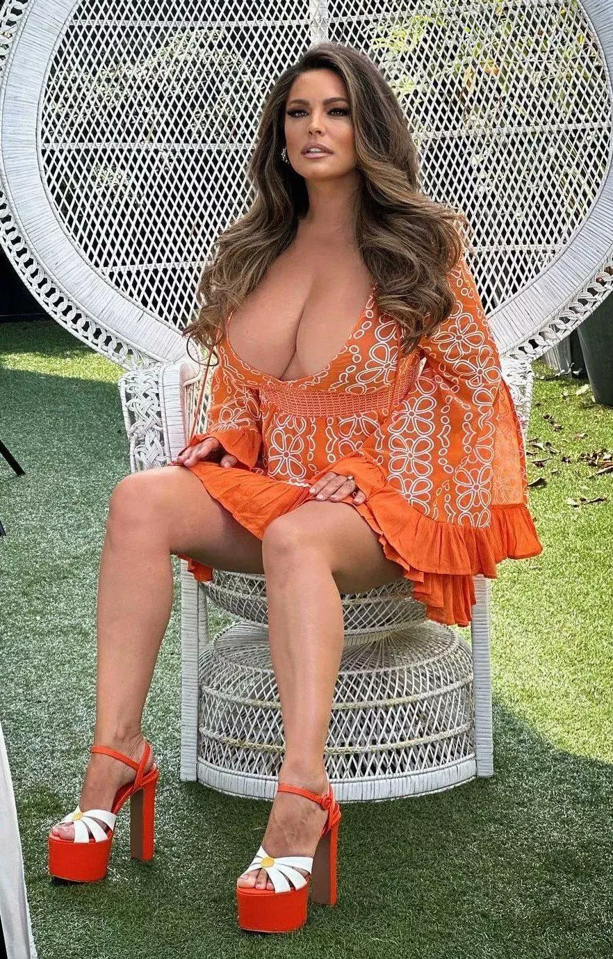 Kelly Brook