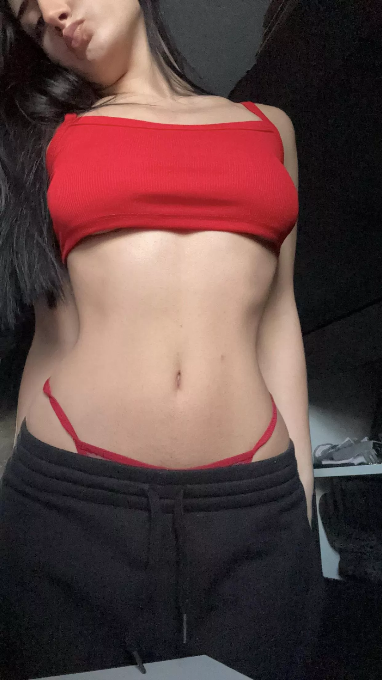 lets see if i will still be a virgin after wearing that top to the gym 🤔