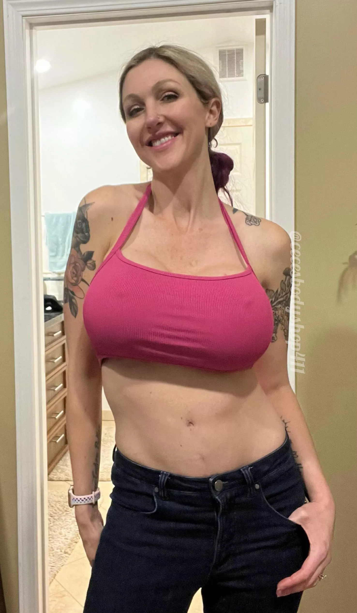 Loving my new pink crop top! (Mom 39)