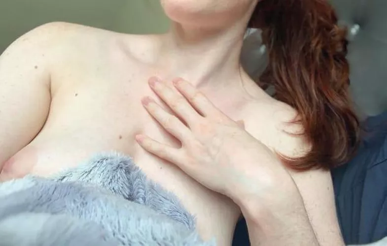 Older guys make me wet 😍