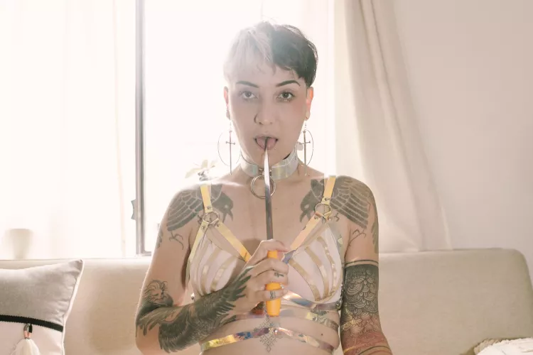 on the tip of my tongue 