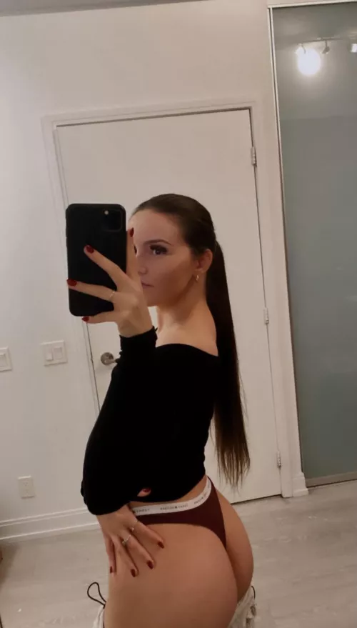 Oops my pants slipped down🫢