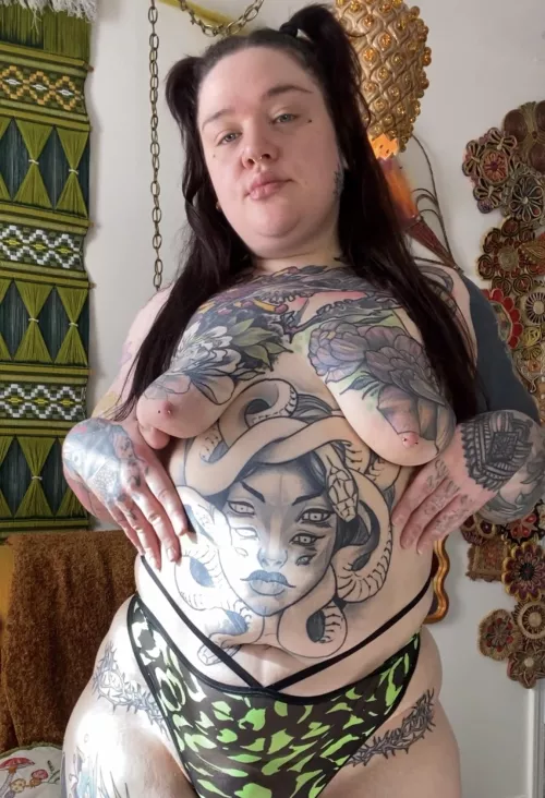 Saggy tattooed and pierced 