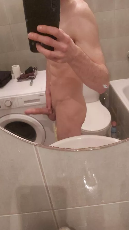 Someone horny like me?