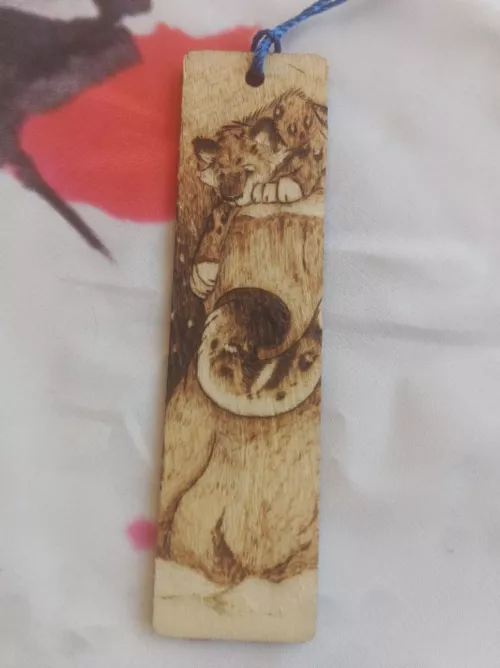 Thanks for the love on my last burning! Here's a snow leopard I did earlier.