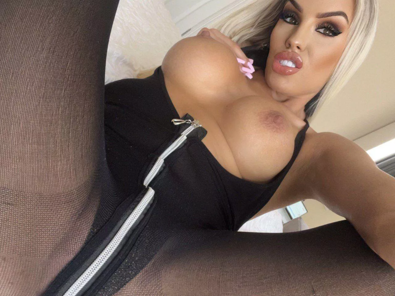 These are bimbo tits as they should be