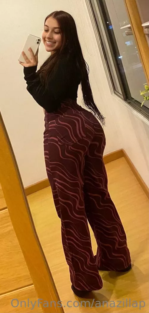 These Pants fits me Well...