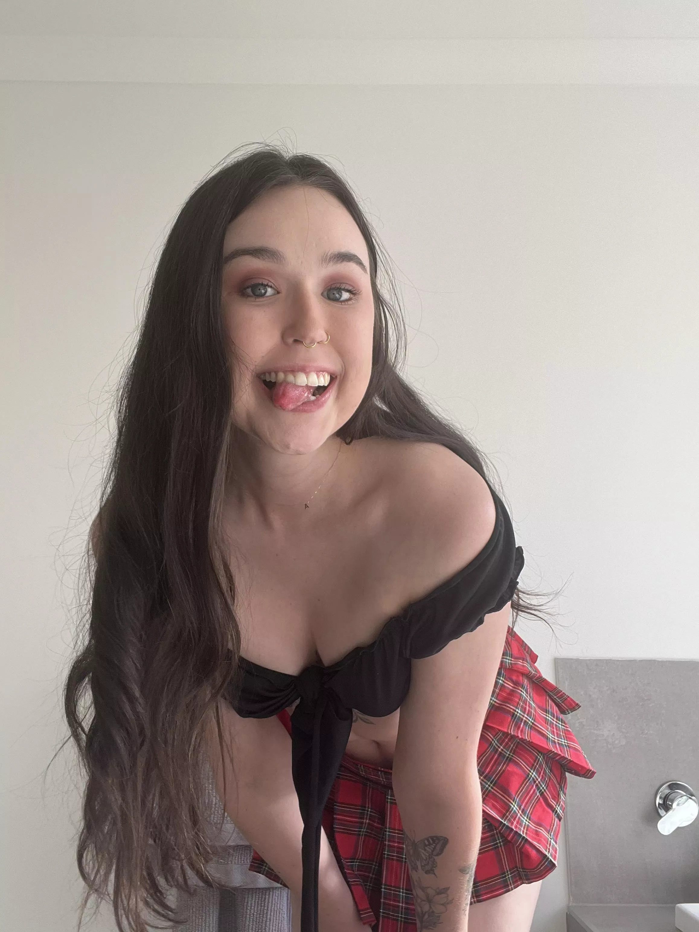 they deserve your load all over them