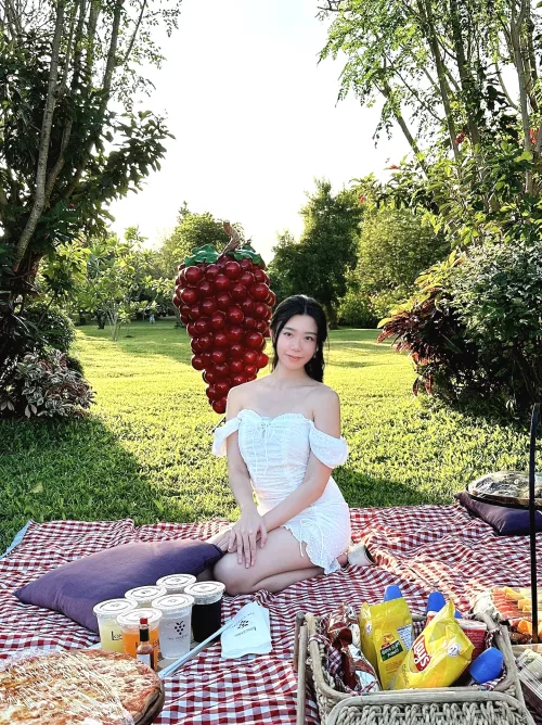 What are you going to eat first?