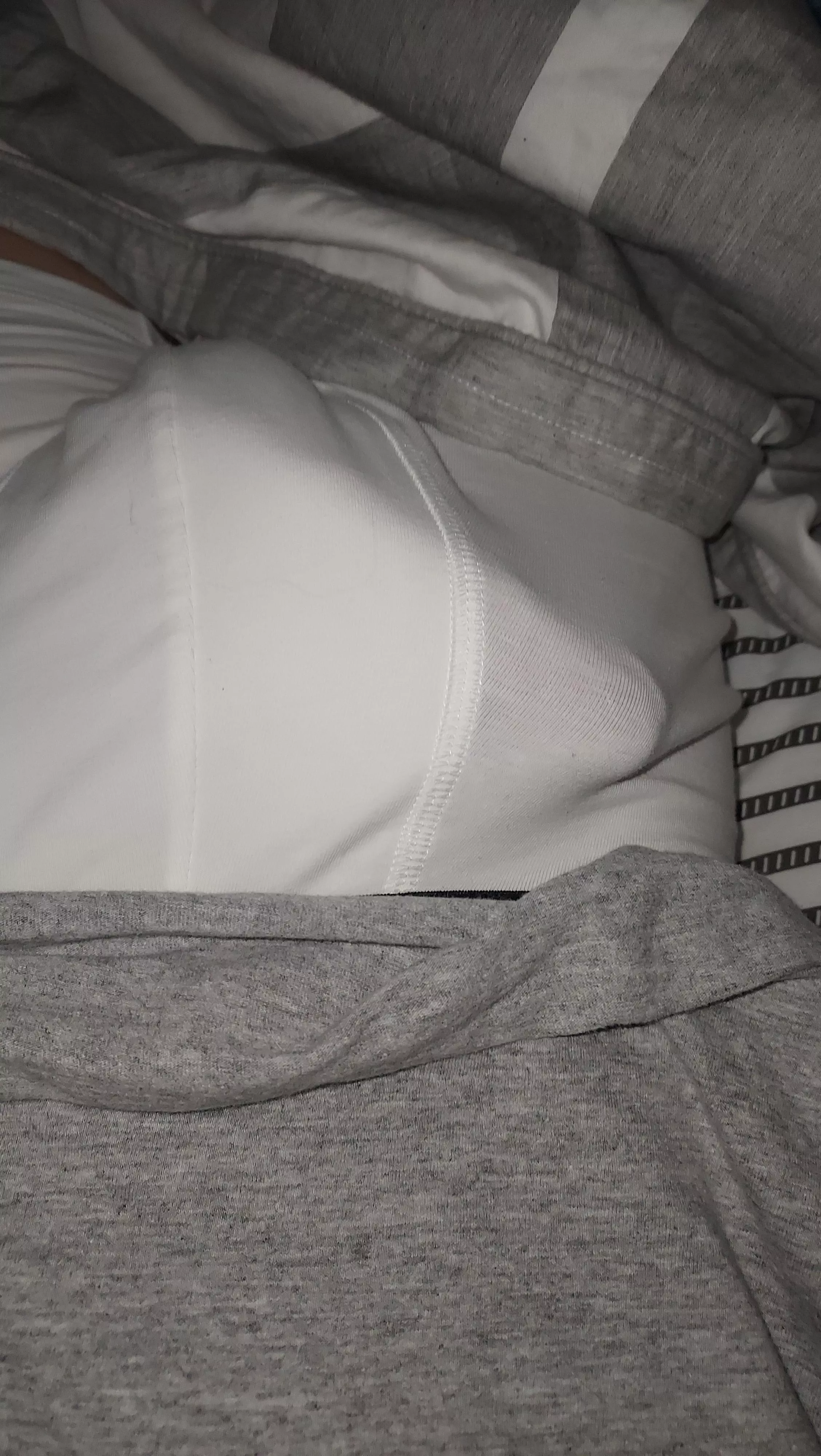 Who wants to see what underneath 