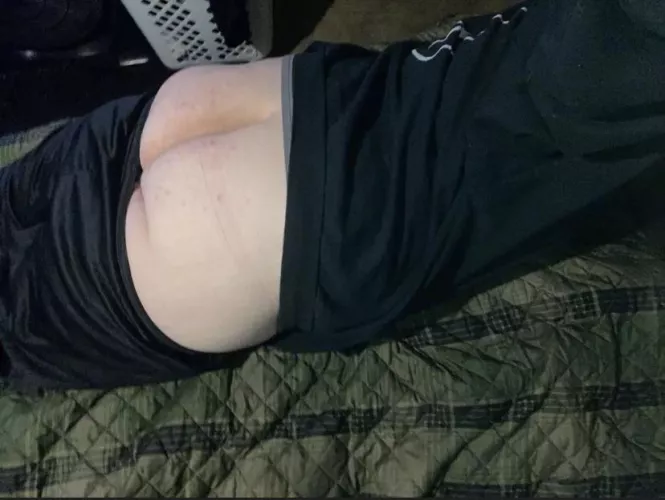 Who’s gonna come spread them? (24 m)