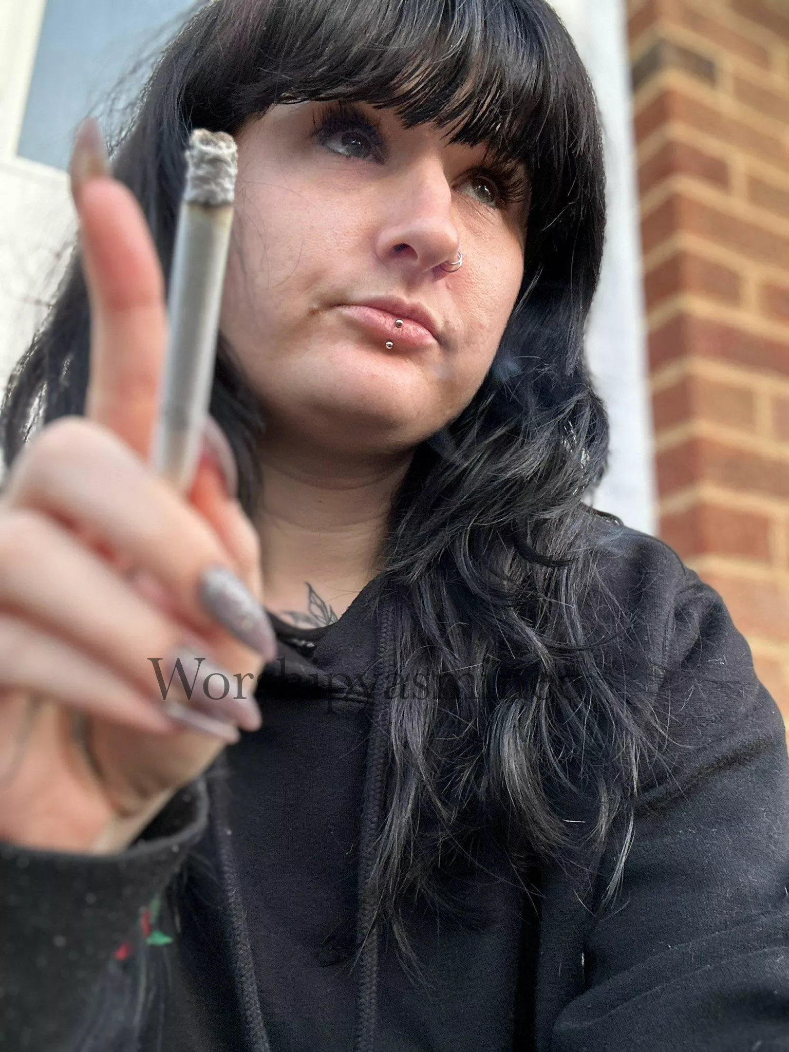 Worshipyasminee smoking findom