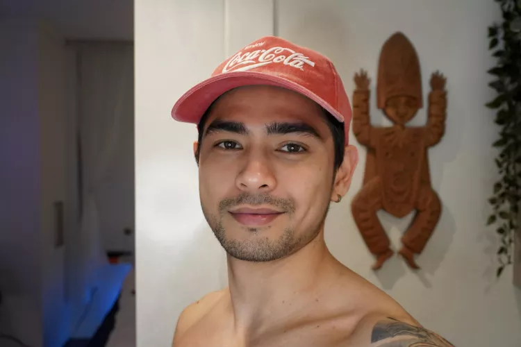 Would you go on a Sundate with me?