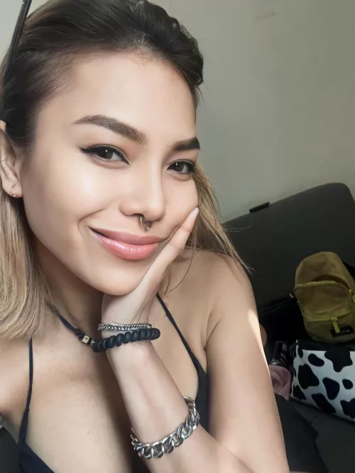 You better not resist, my charm is too strong.