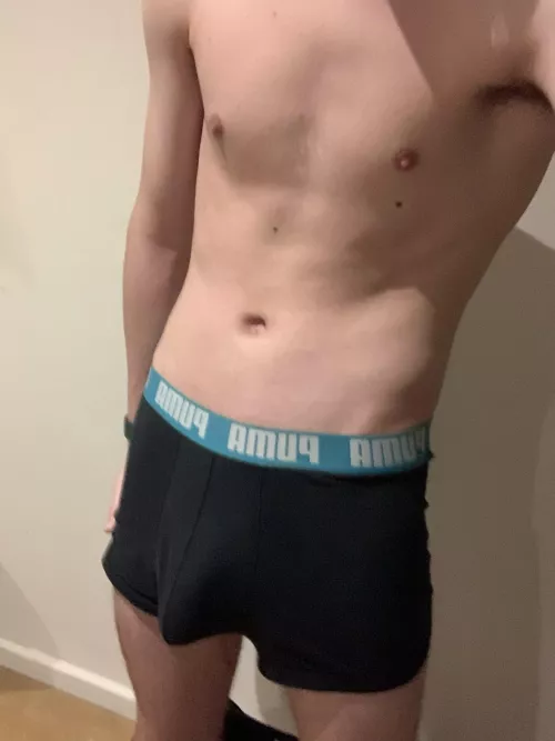 [18] Puma trunks all the way 🖤🫡