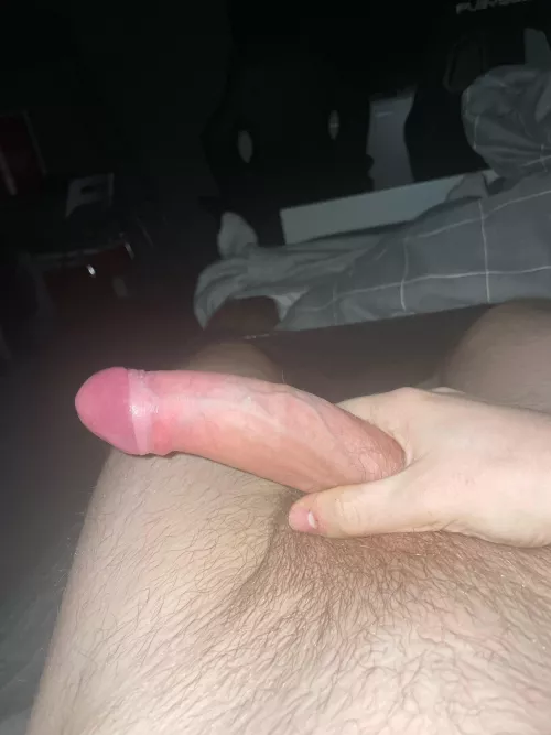 18m just turned 18 looking for young people around my age😛@jesseboston23