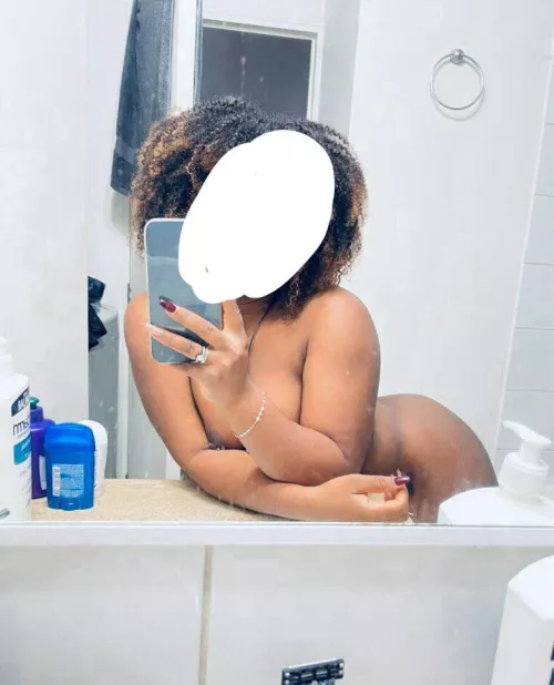 29F - Anyone up for some chocolate? 😜